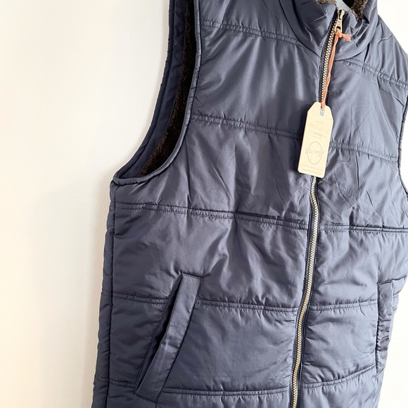 🆕Men’s WEATHERPROOF Faux Shearling Lined Vest - Picture 7 of 9